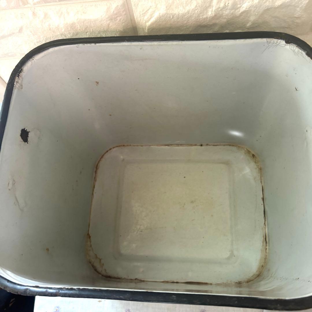 アンティーク　ホーロー　ブレッドボックス