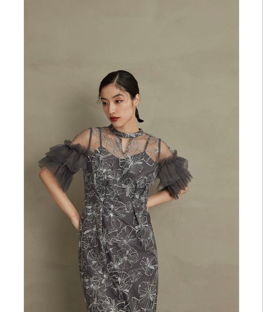 【美品】スパンコール刺繍レースドレス チャコール 二アナ niana