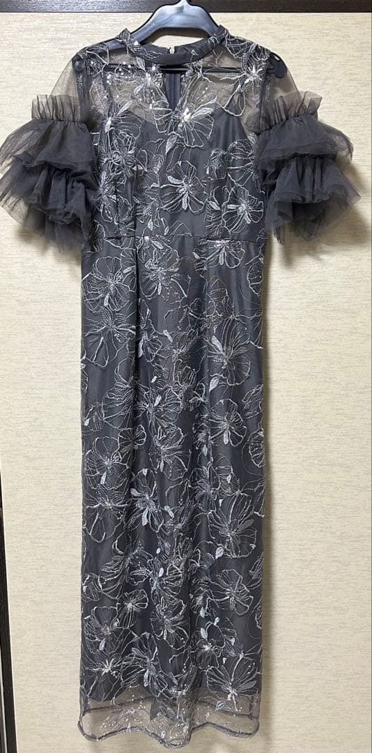 【美品】スパンコール刺繍レースドレス チャコール 二アナ niana