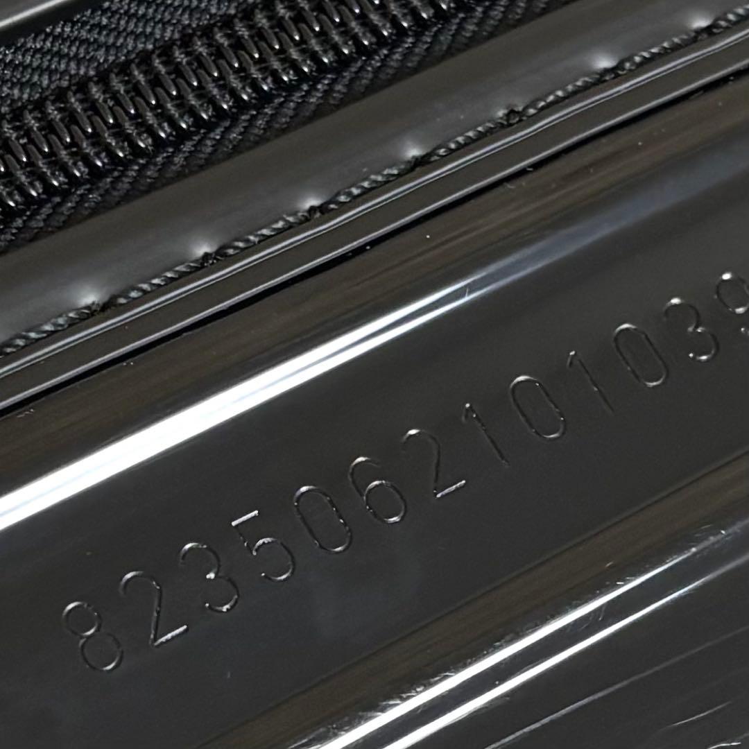 【美品】 リモワ エッセンシャル ライト キャビンU キャリーケース 28L