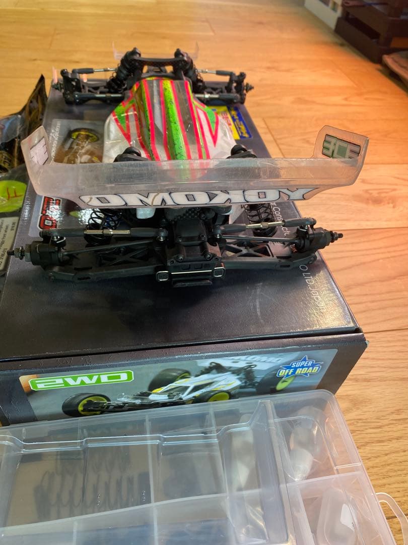 ヨコモ　SO2.0 メカ付　フタバ受信機付　オプション　スペアパーツ多数　バギー