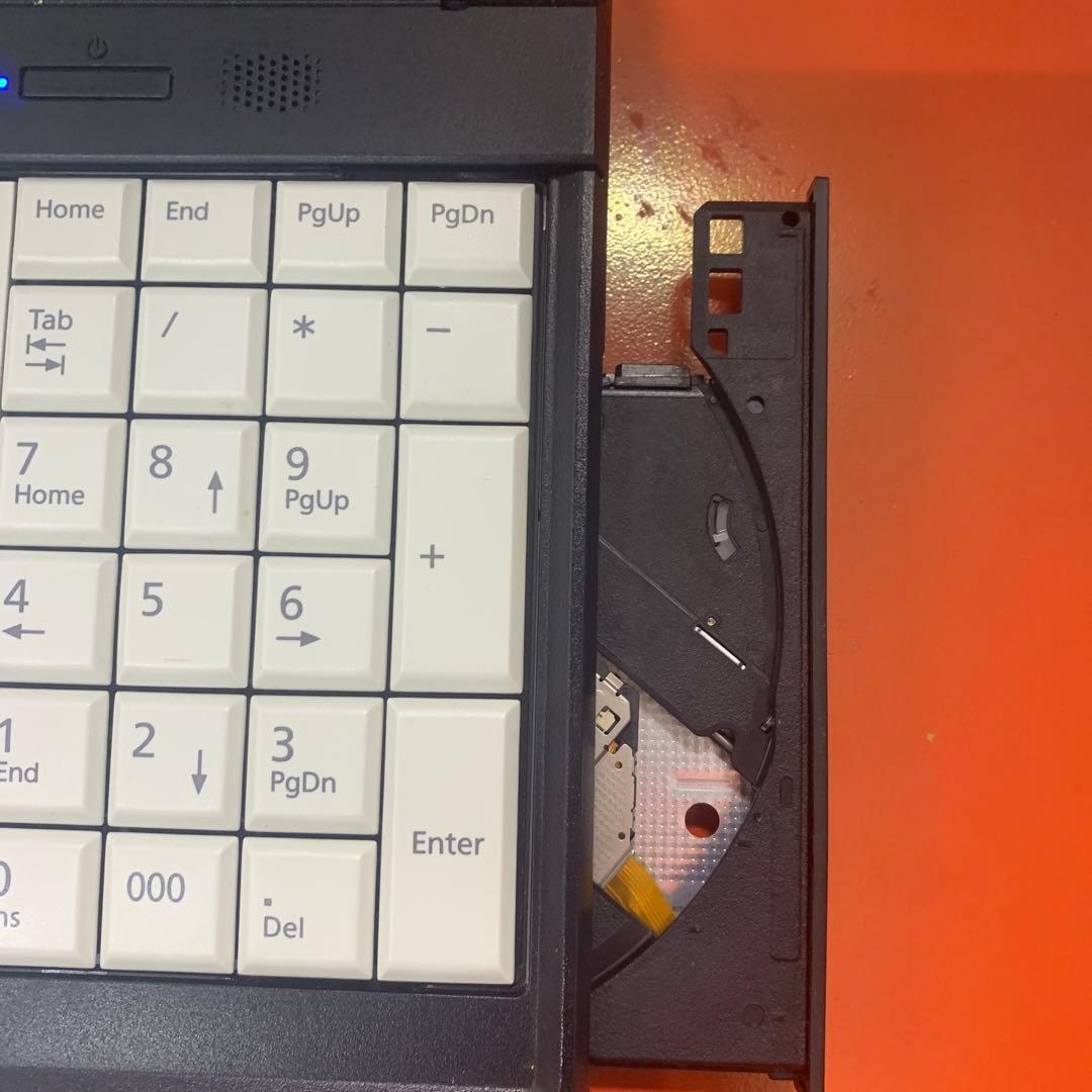 Windows11 ノートパソコン美品 DVD 爆速SSD Core