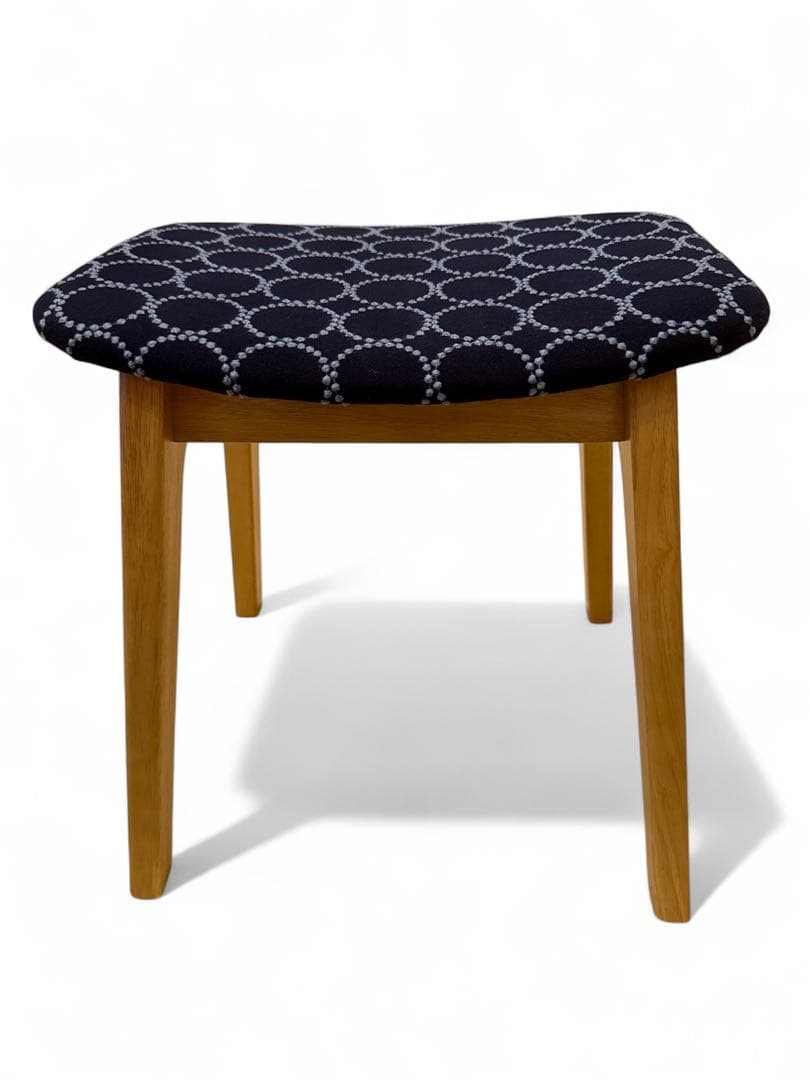 サンプル展示品　ミナペルホネン生地スツール 数量限定1点　 チャア　イス　未使用