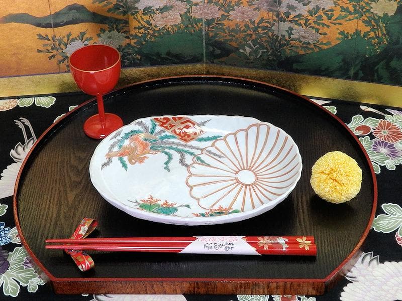 古伊万里　金襴手　陽刻　桐に鳳凰　菊の図　楕円長皿　２枚　F054AS-fbsi