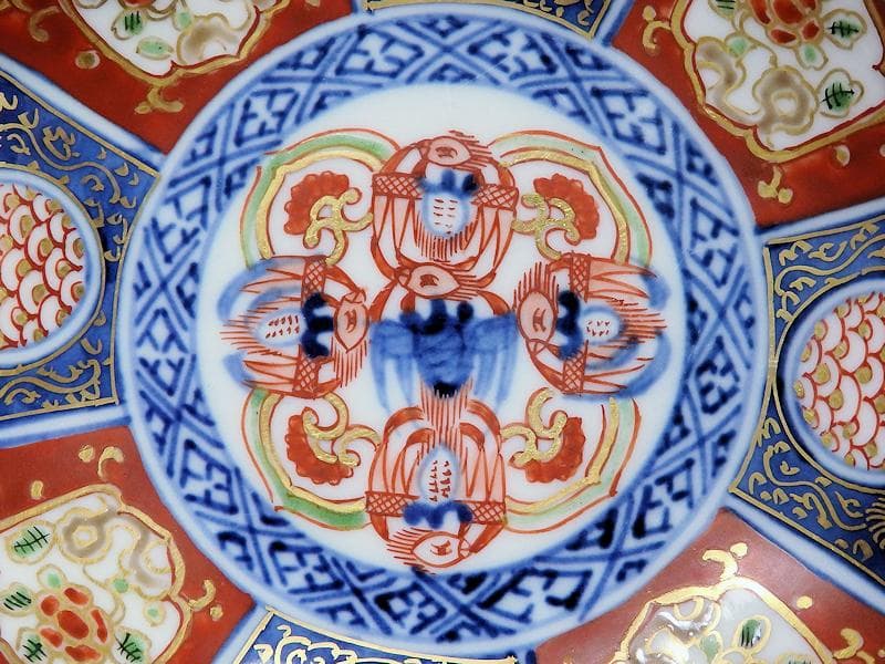 大聖寺伊万里　金襴手　描分　花に青海波八角４寸皿　４枚　C865AS-CEr