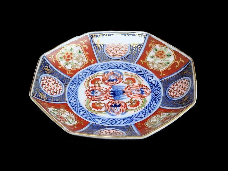 大聖寺伊万里　金襴手　描分　花に青海波八角４寸皿　４枚　C865AS-CEr