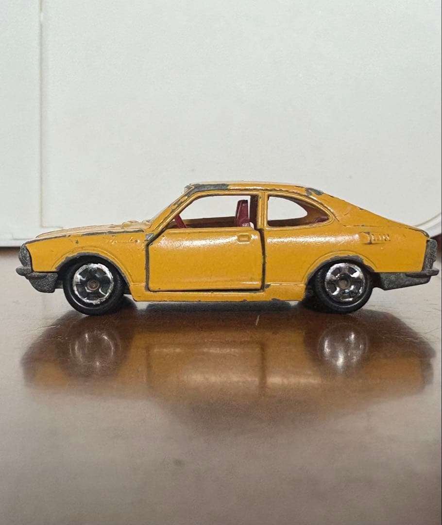 香港トミカ　No.11 トヨタ　スプリンター　1200SL　黒箱 ※匿名配送