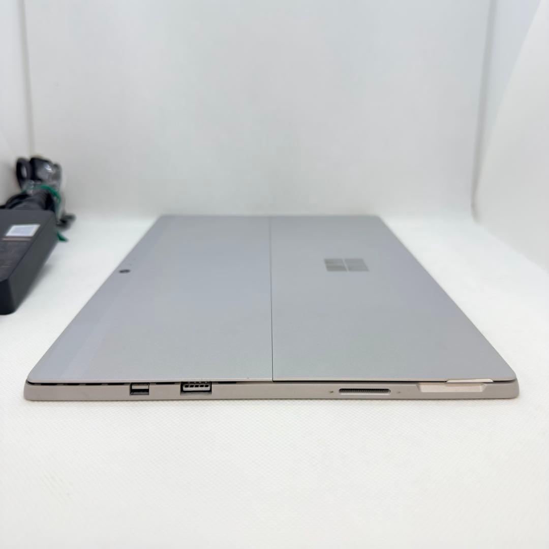 ほぼ未使用 Surface Pro 5 i5/4GB/128GB LTEモデル