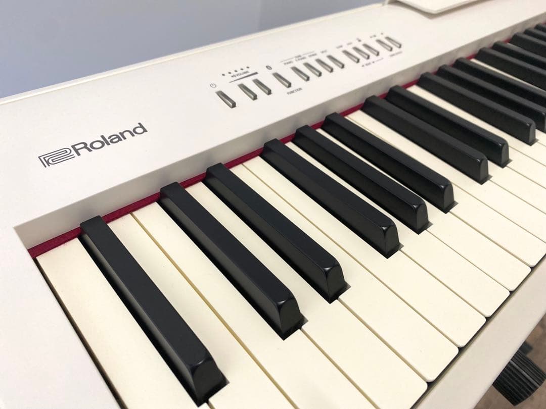 【はこ直接引取価格】Roland 電子ピアノ コンパクトタイプ FP30