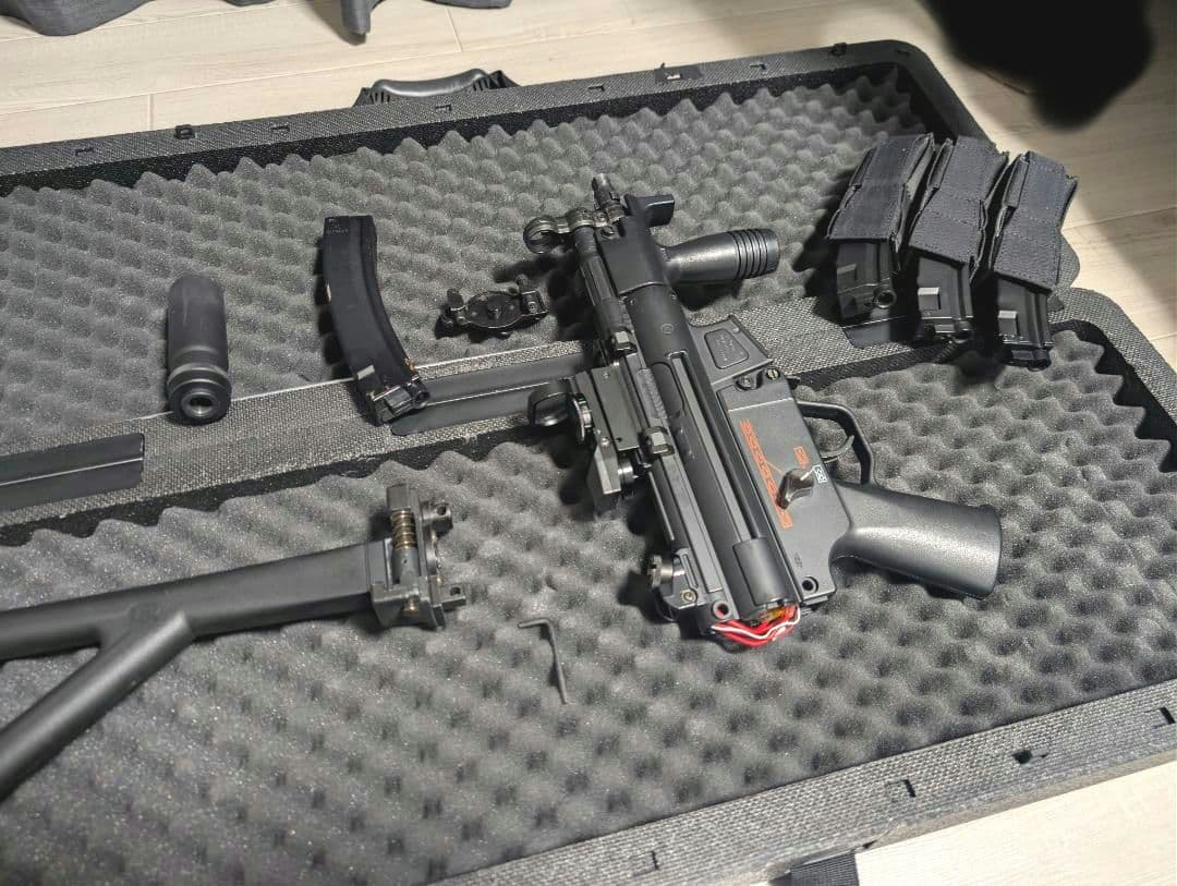 東京マルイMP5K、カスタム品、MOSFET、LiPo対応、実射可、付属品多数