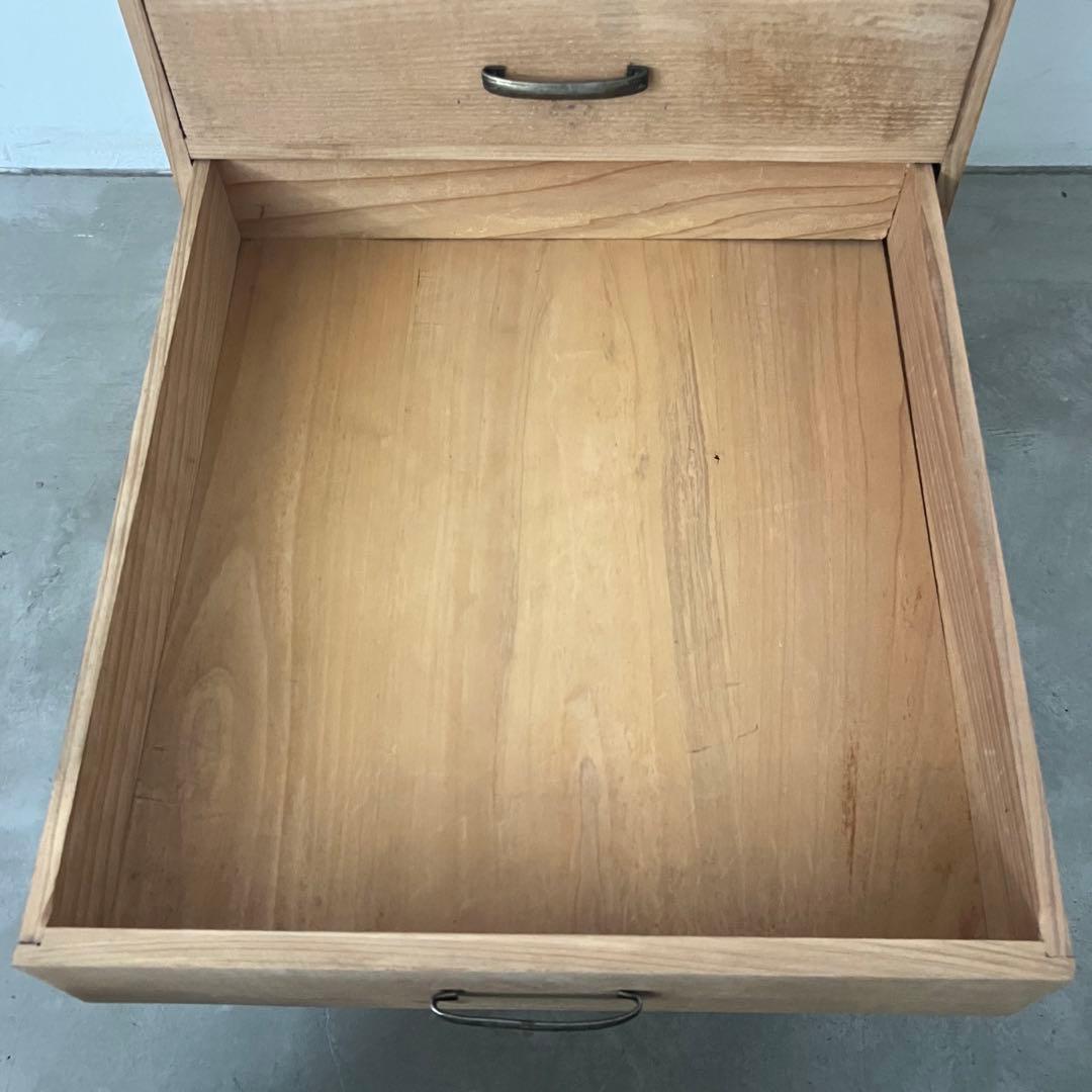 レトロ　アンティーク　古道具　古家具　剥離　ストリップド　箪笥　引き出し　抽斗