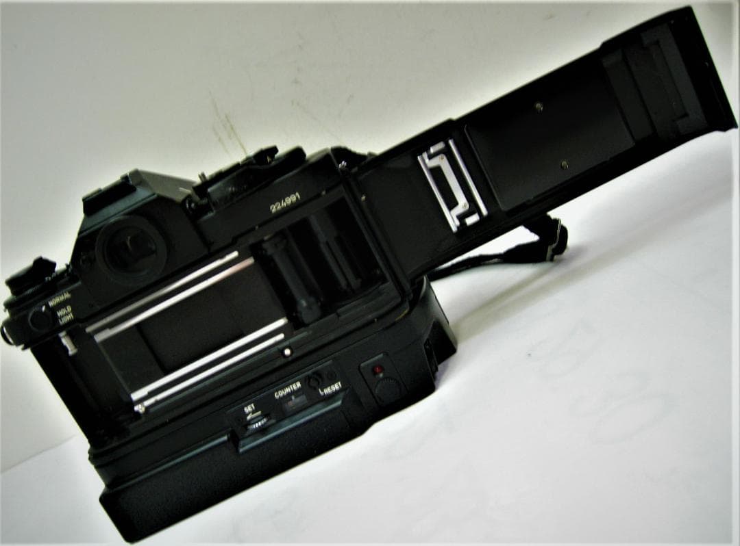 美品アンティーク キャノン NEW F-1 FD 85mm F1.8ワインダー付