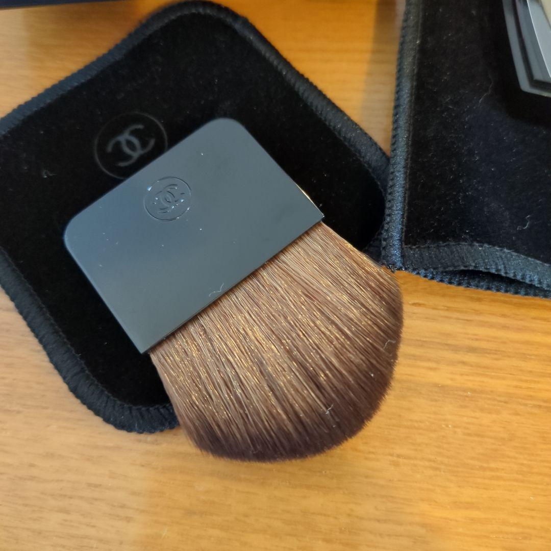 チーク CHANEL LES SIGNES DE CHANEL 997