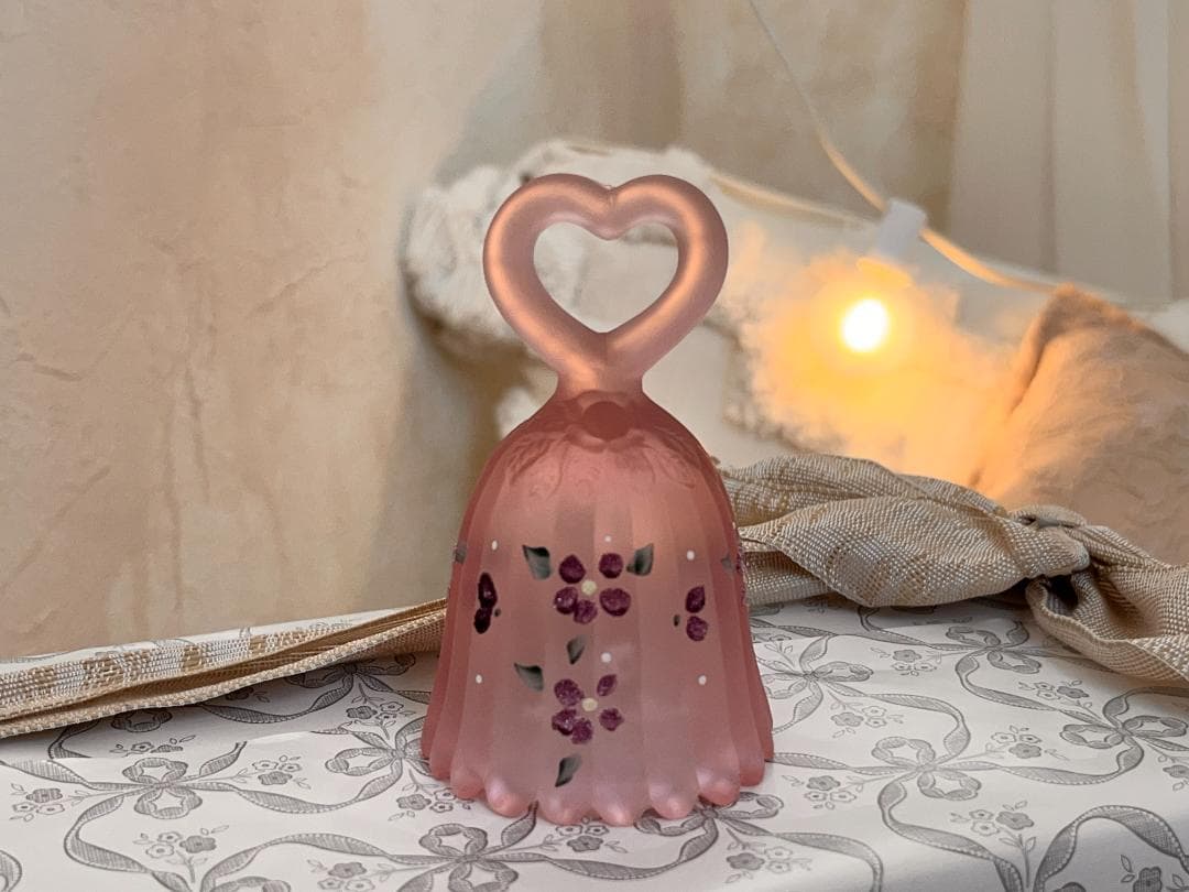 【フェントン】 手書きの小さな花柄がかわいい　「オパールセント」ピンクベル