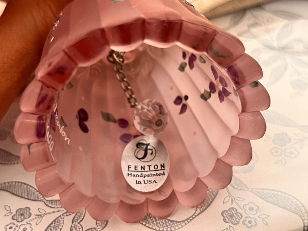 【フェントン】 手書きの小さな花柄がかわいい　「オパールセント」ピンクベル