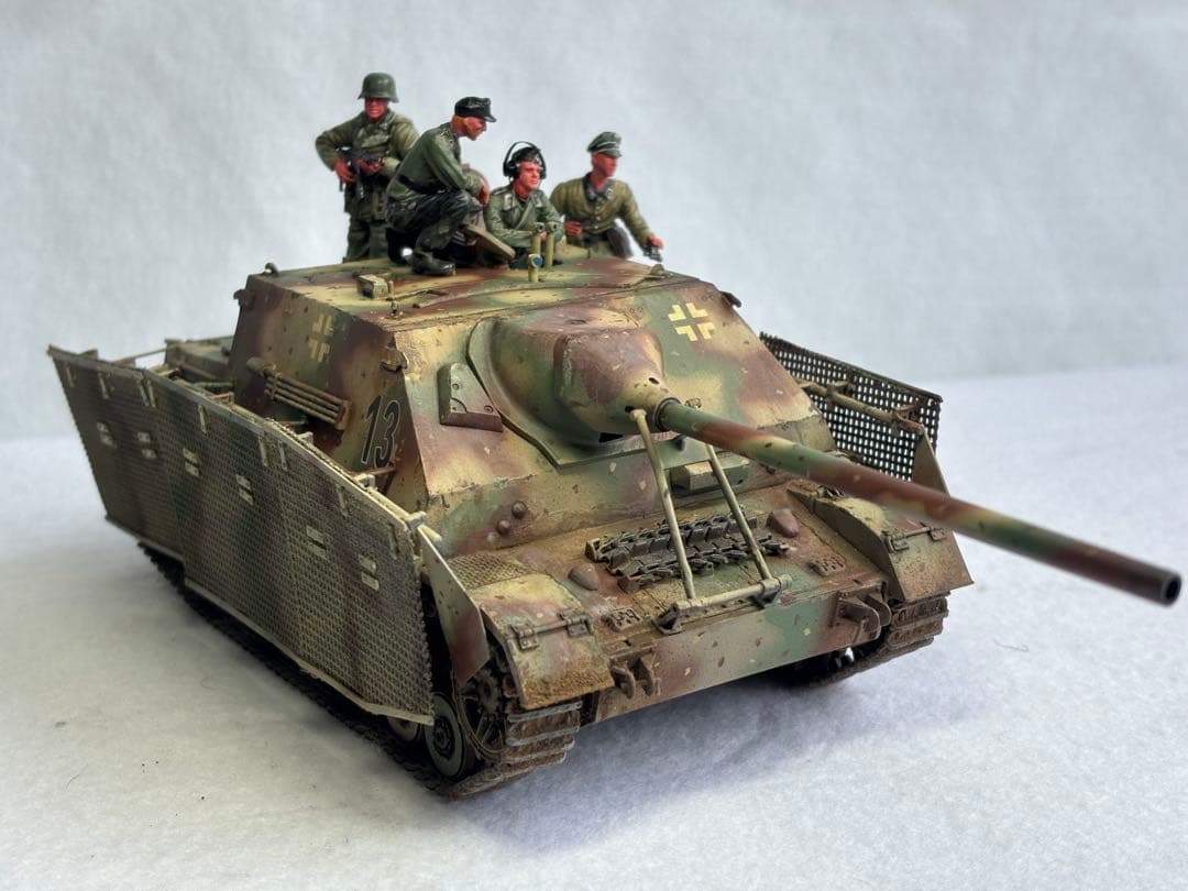 １／35ドイツ陸軍４号駆逐戦車Aプラモデル完成品