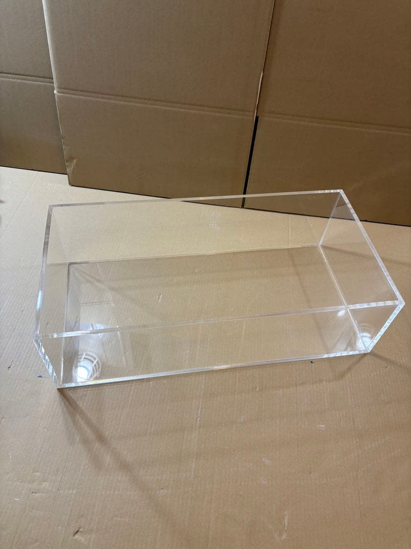 アクリル水槽　安心の板厚8ミリ