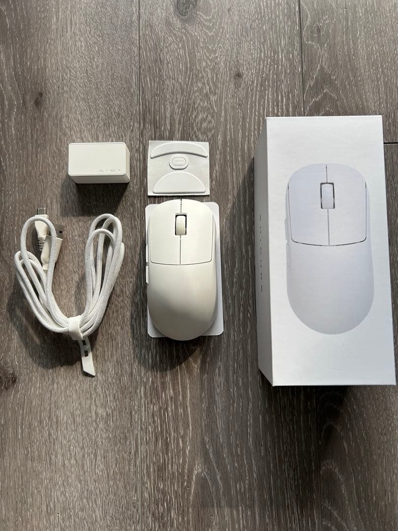 AIM1 時雨 ゲーミングマウス　白