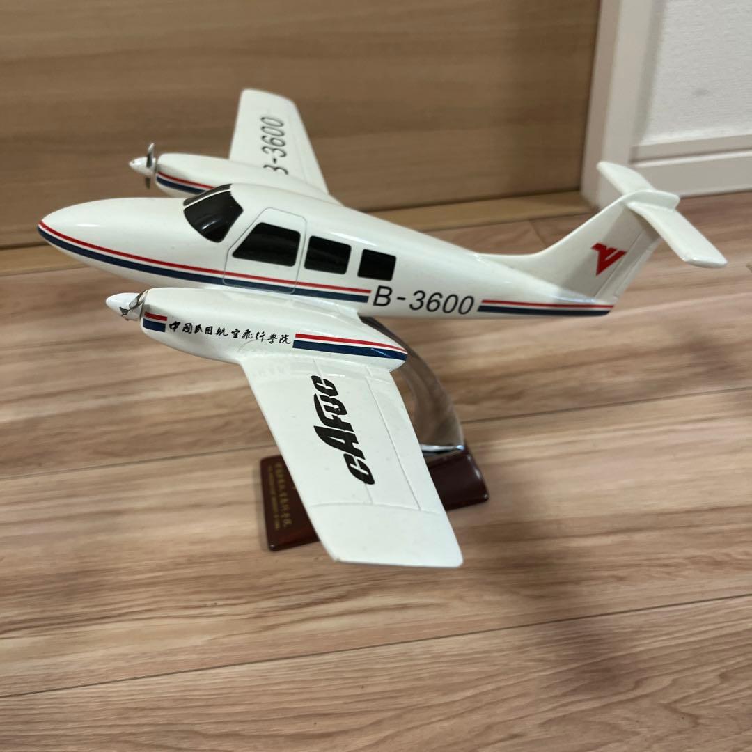 【値下げ！新品】飛行機模型　ダイキャスト　CAFUG B-3600