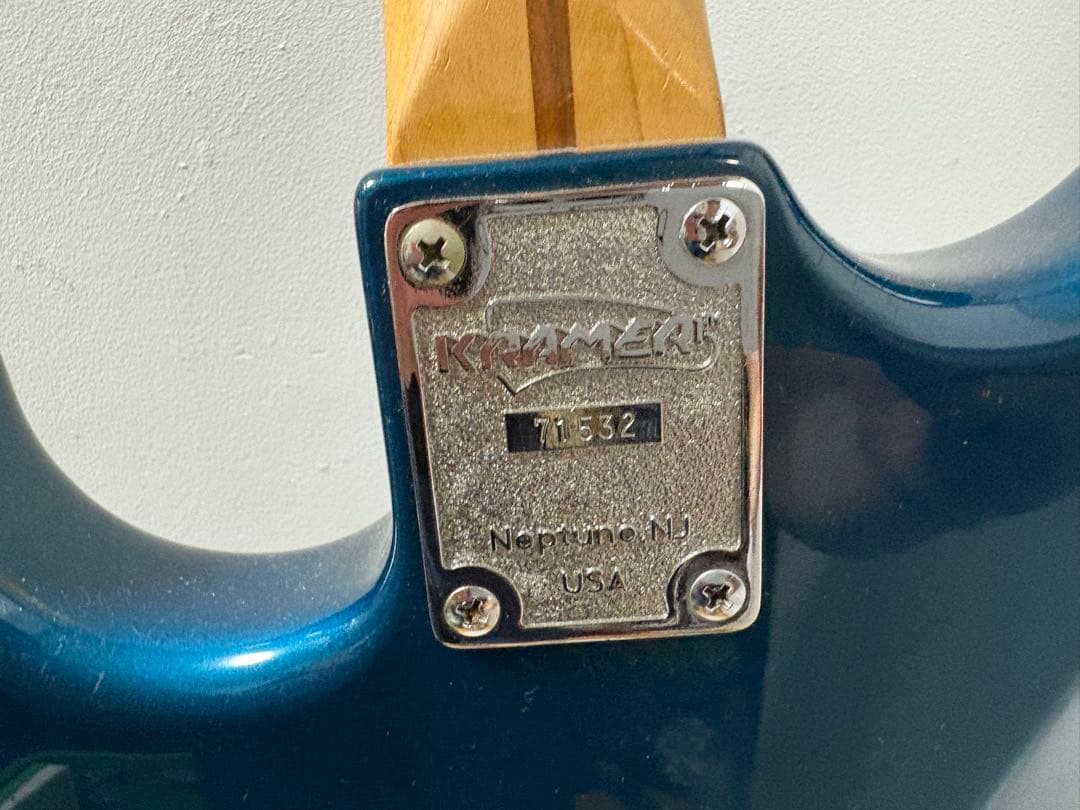 KRAMER ストラトキャスタータイプ エレキギター