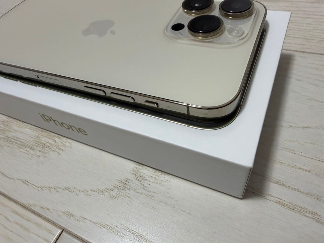 SIMフリー iPhone 14 Pro Max 256GB ゴールド