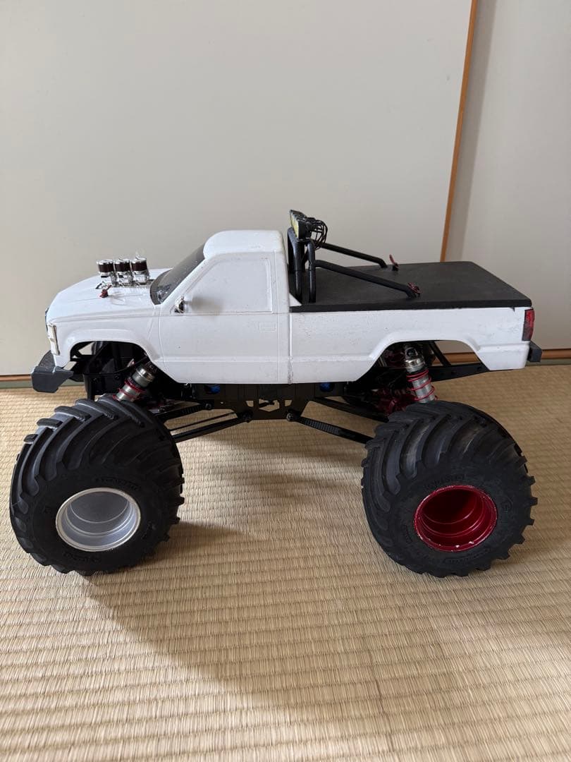 あなたは死なないわ私が守るもの。USA1 LED付きイカしてやるから買ってよね