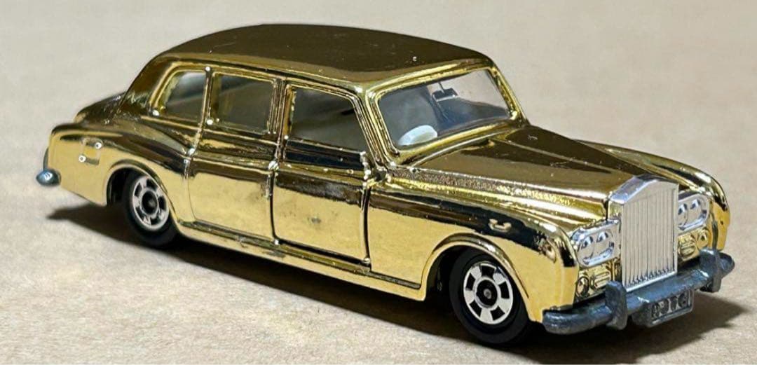 トミカ ロールスロイス ファンタムⅥ 金メッキ TFC特注