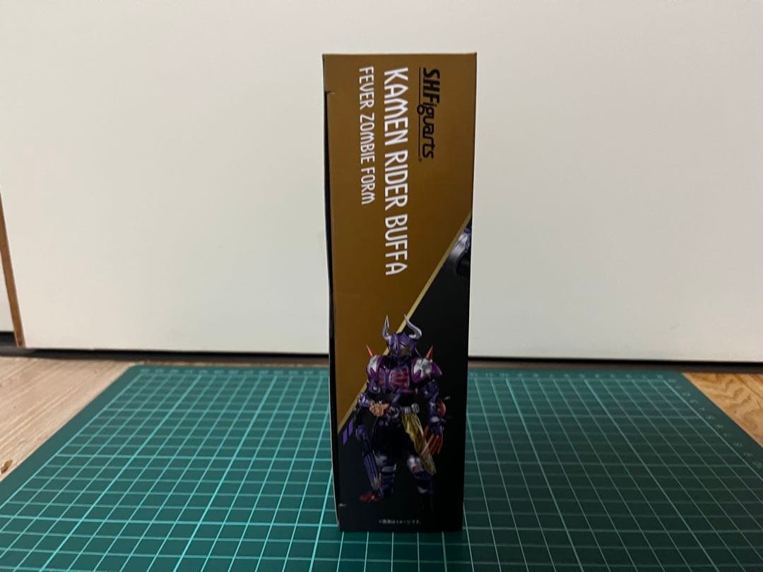 SHフィギュアーツ 仮面ライダーバッファ フィーバーゾンビフォーム