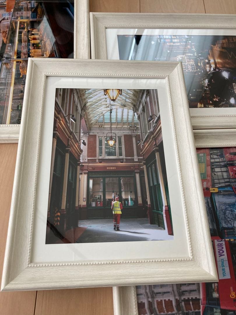 絵画 A Quiet street.