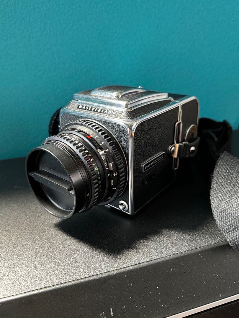 フィルムカメラ HASSELBLAD 500C/M +C80mm F2.8 +A12