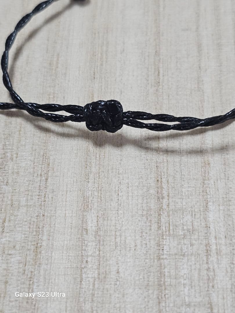 糸魚川翡翠　斧型ペンダント　３０x１９mm