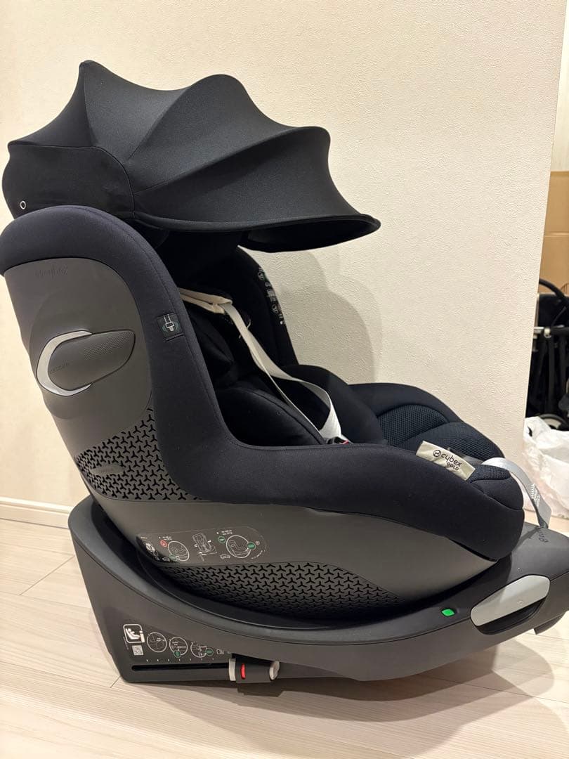 サイベックスシローナGi i-Size チャイルドシート