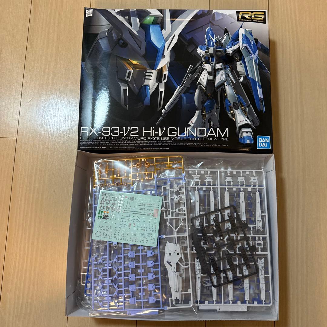RG 機動戦士ガンダム 逆襲のシャア Hi-νガンダム 1/144スケール