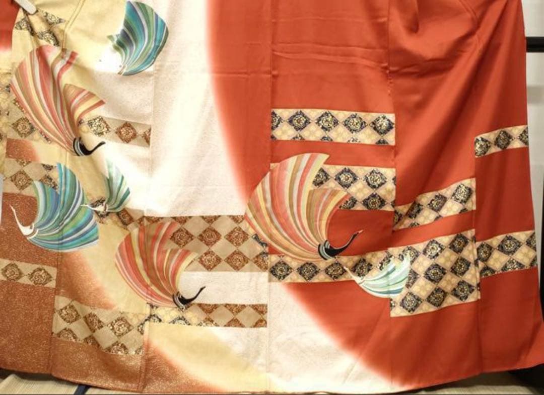 振袖フルセット6点サイズM〜Ｌ飛鶴菱花文　暈し染め　金銀彩　正絹