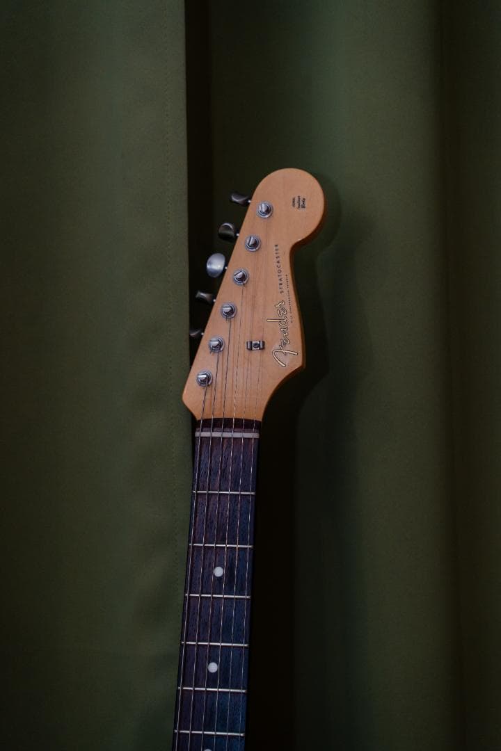 Fender Hybrid 60s バーガンディ