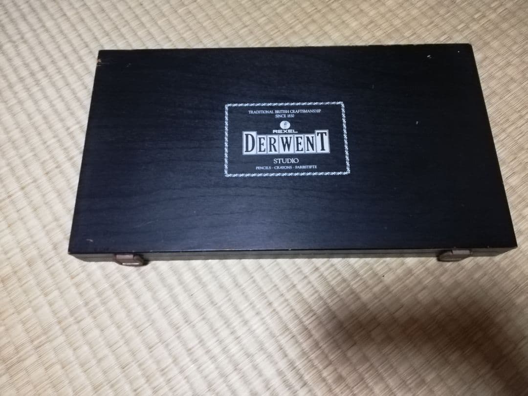 DERWENT ダーウェント スタジオ色鉛筆 72本セット 木製ケース入り