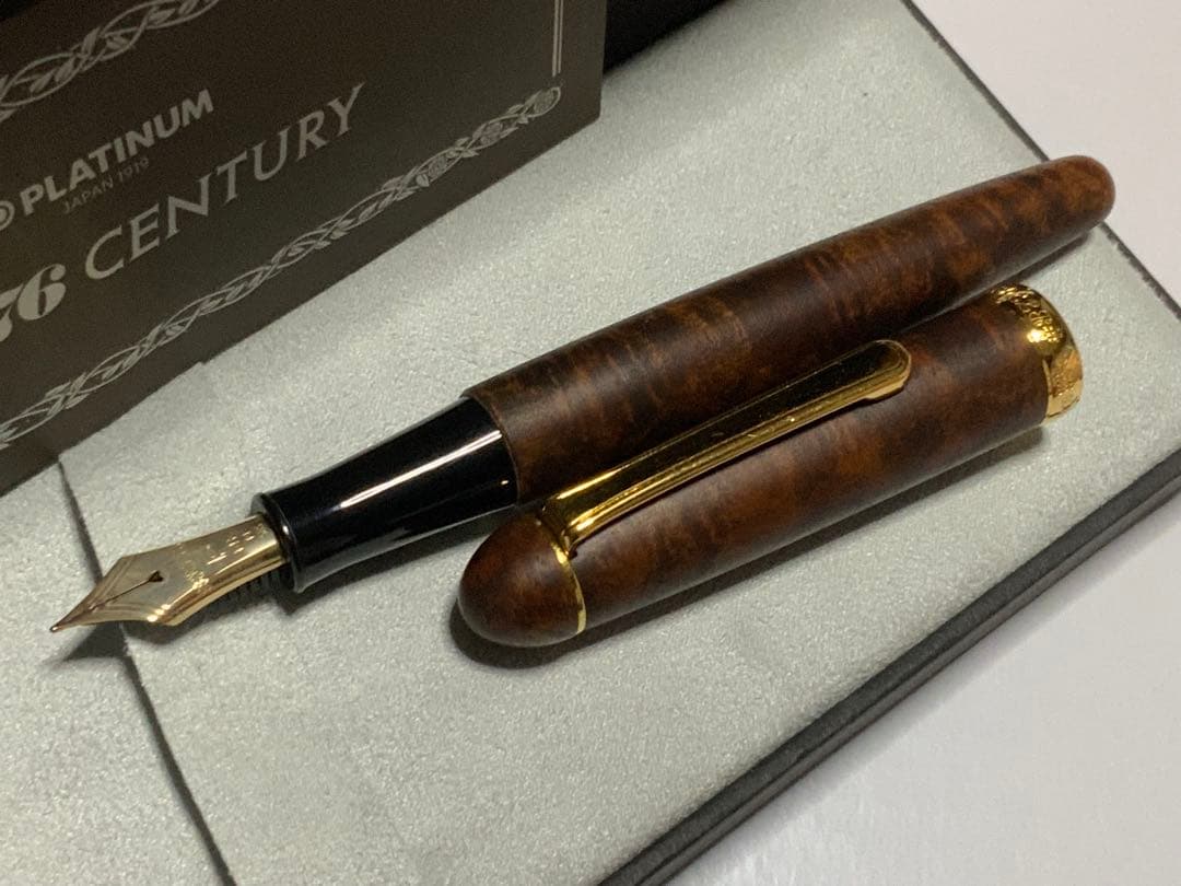 プラチナ アカブライヤー万年筆　ペン先14K 中字 最終値下げ