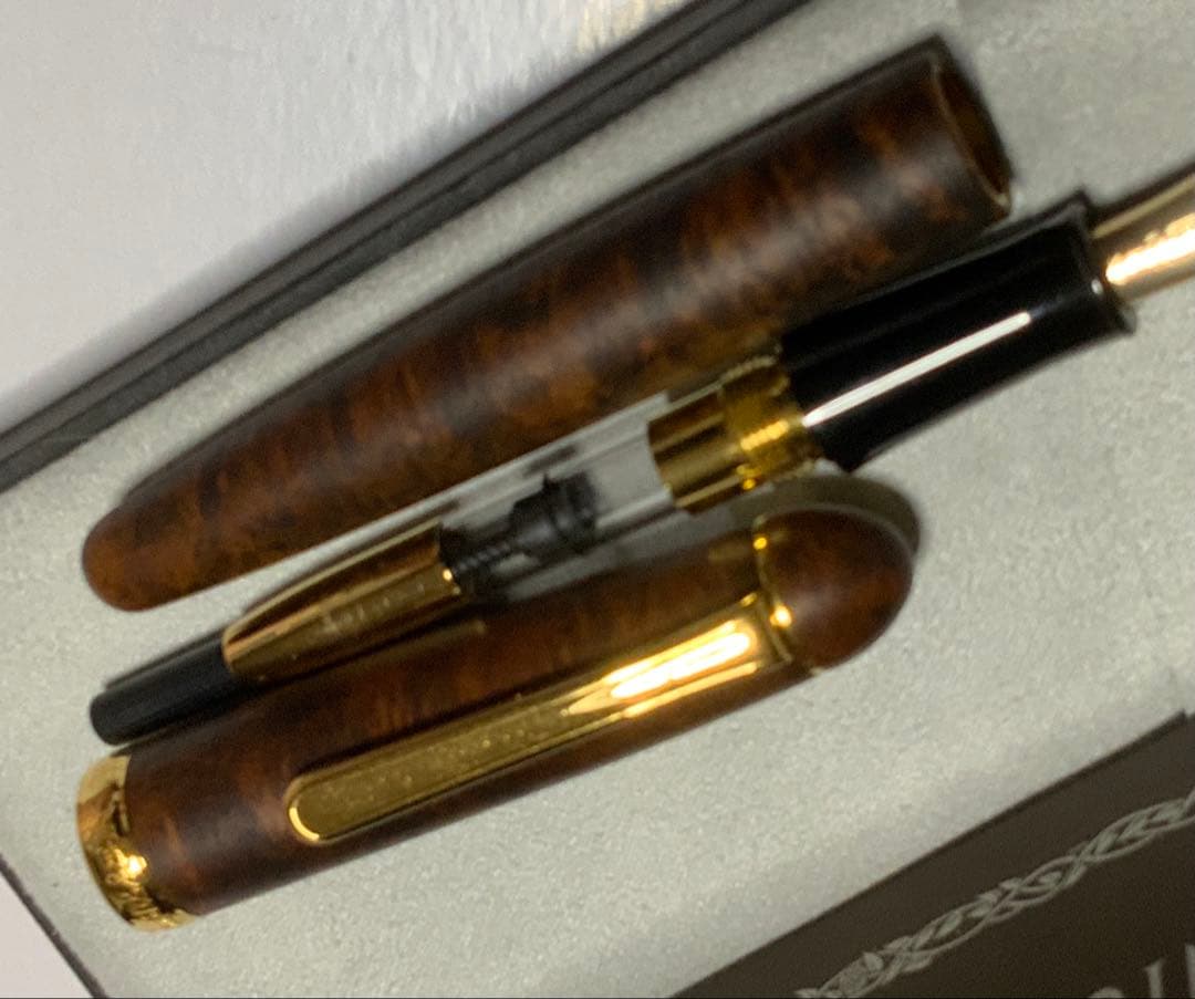 プラチナ アカブライヤー万年筆　ペン先14K 中字 最終値下げ