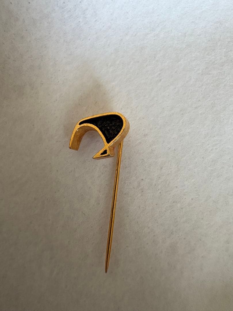 昭和レトロ　expo70 外国パビリオン　記念バッチ　ビンテージ　大阪万博　レア