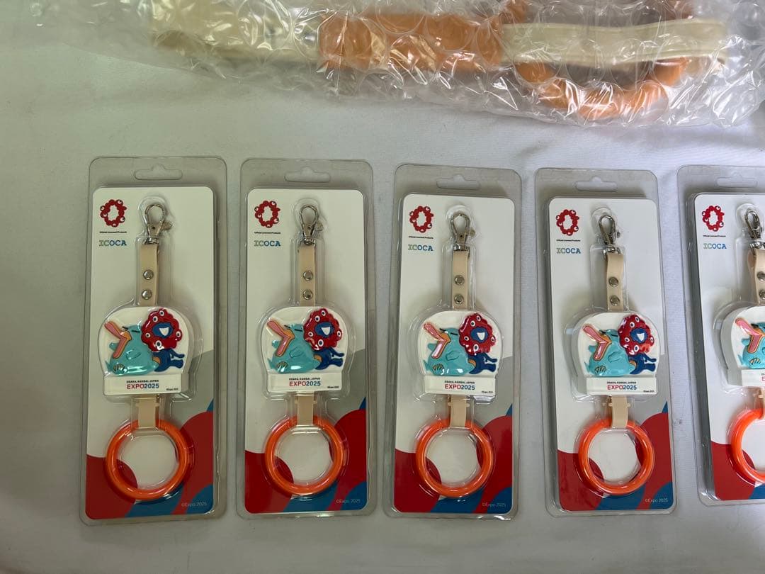 ミャクミャク イコちゃん 万博 つり革 レプリカ キーホルダー6個
