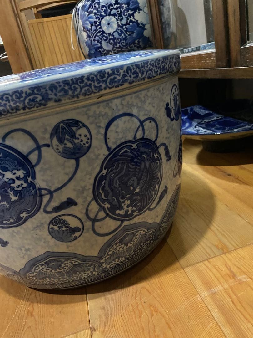 手毬紋様の可愛い大きな火鉢