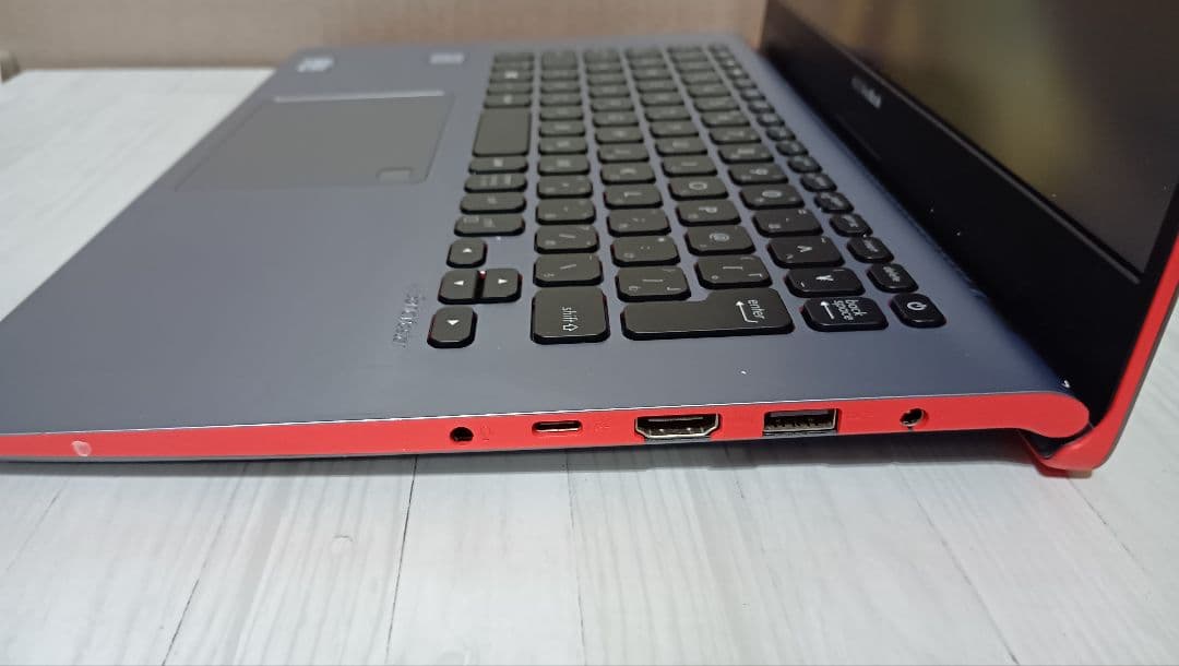 ASUS VivoBook s14 X430UA 8世代i3 SSD+HDD