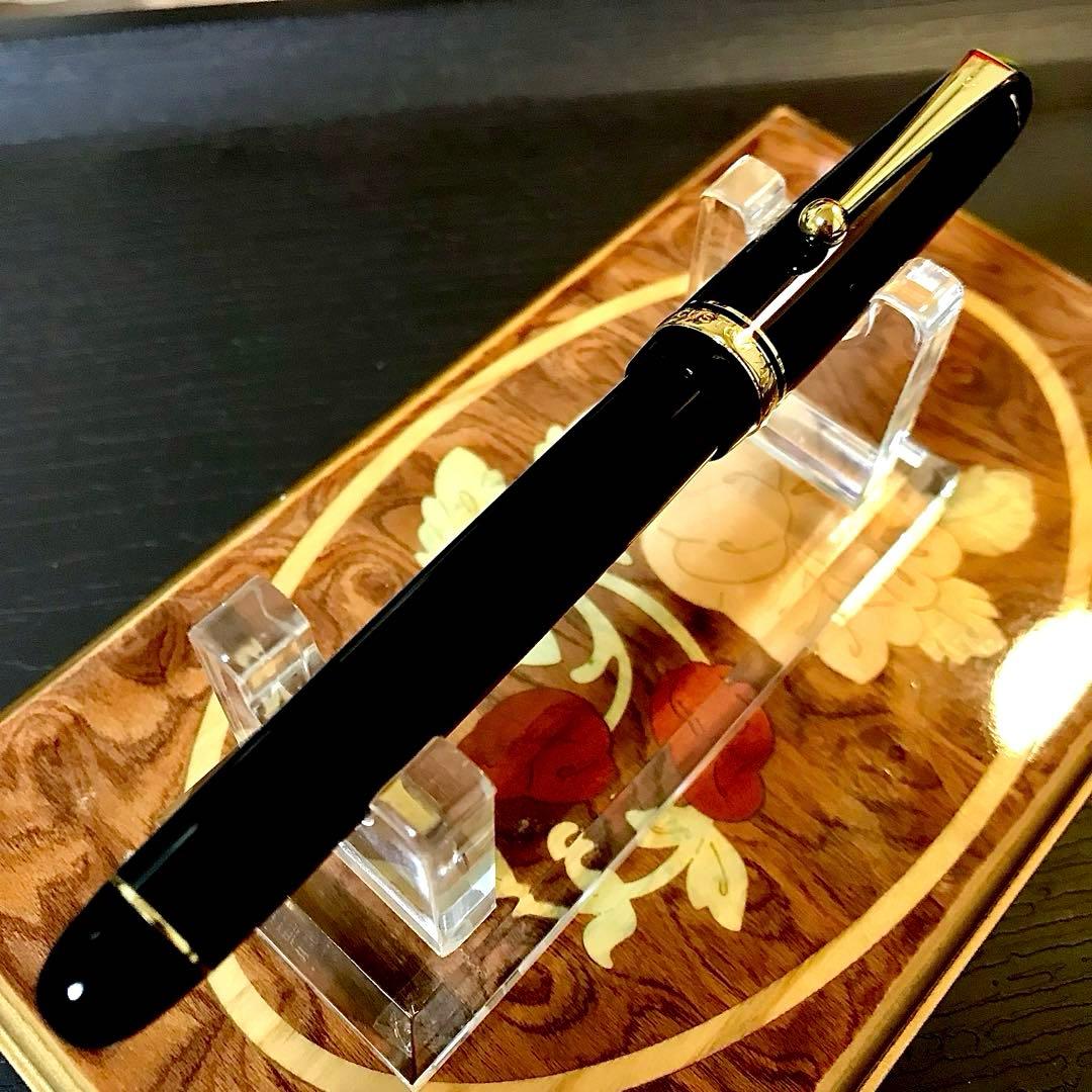 ☆ほぼ新品☆パイロット万年筆の原点☆素晴らしいパイロットカスタム74(M)