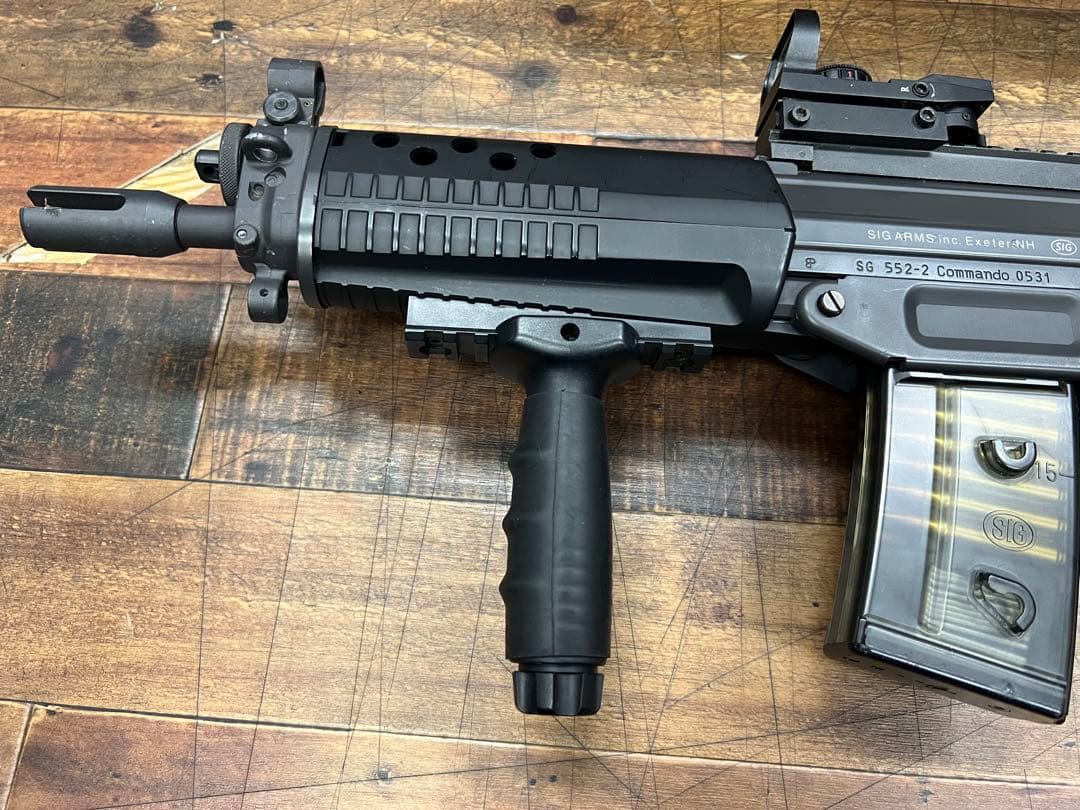 東京マルイ　スタンダード電動ガン　SIG 552