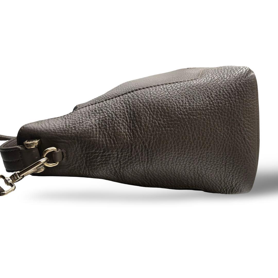 【良品】フルラ　カプリッチョ　2way ショルダーバッグ　ハンド　グレー斜め掛け