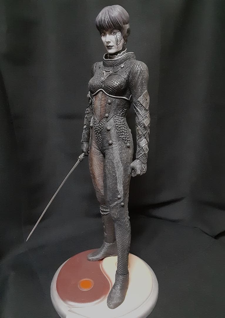 【プロ制作】フューチャーモデルズ　タオの月　AVIRA ガレージキット完成品