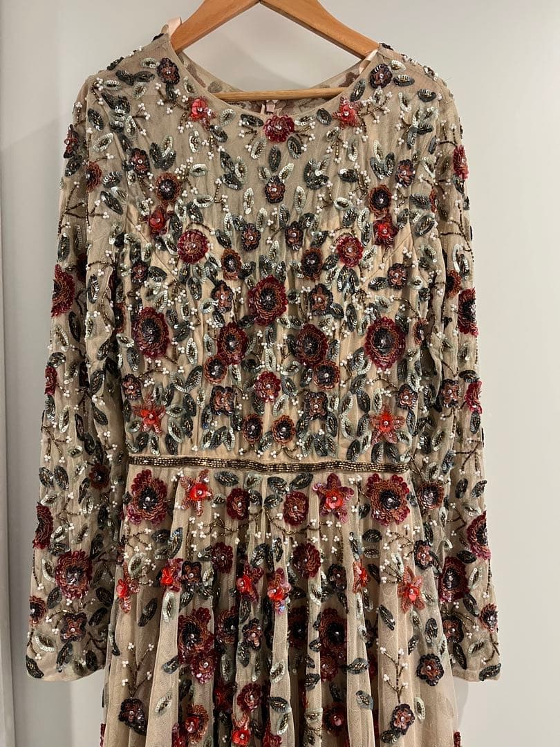 BHLDN 花ベージュ 長袖 ウェディングドレス