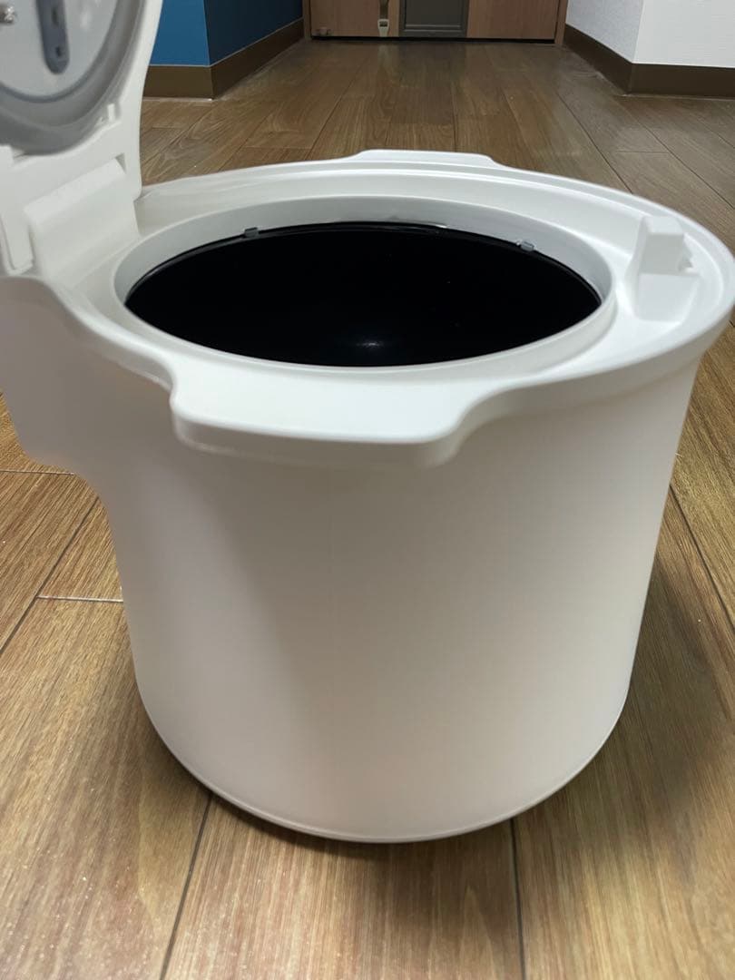 【使用1回のみ】【付属品全てあり】LOCABO 炊飯器 JM-C20E-W