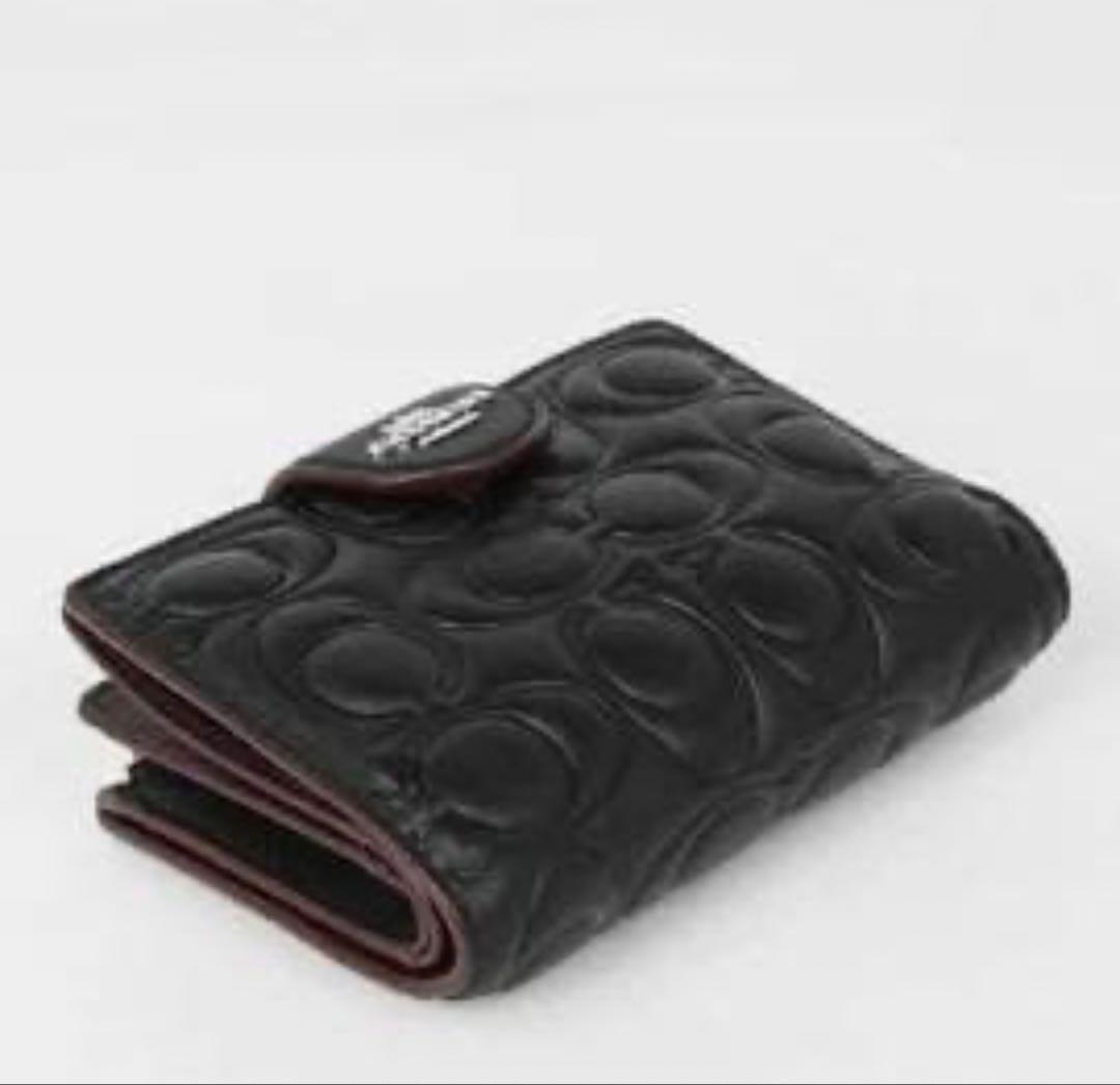 新作.COACHコーチ.ミディアム コーナー ジップ ウォレット・シグネチャー