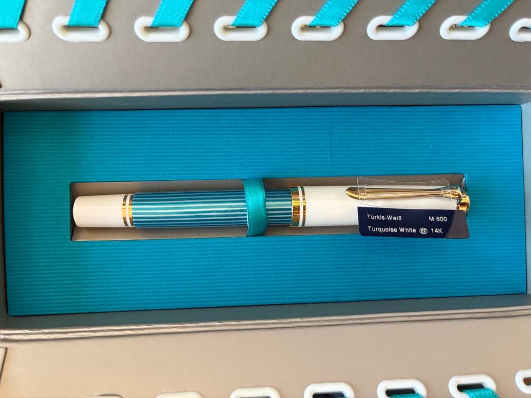 Pelikan ペリカン　M600　ターコイズホワイト　EFニブ